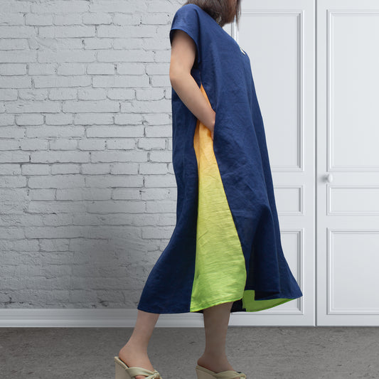 Signature リネン ネイビーブルー×グラデーション パラキート サイドタック ワンピース(フレンチスリーブ)