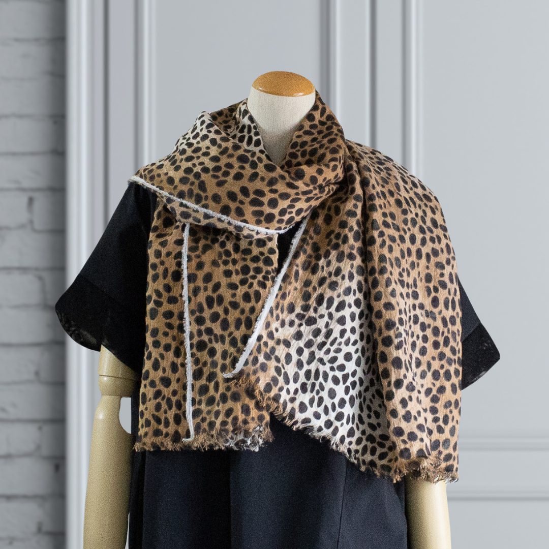 PSNY 手揉みリネン楊柳の友禅染め・レオパード柄・大判ストール PSNY 手揉みリネン楊柳の友禅染め・レオパード柄・大判ストール