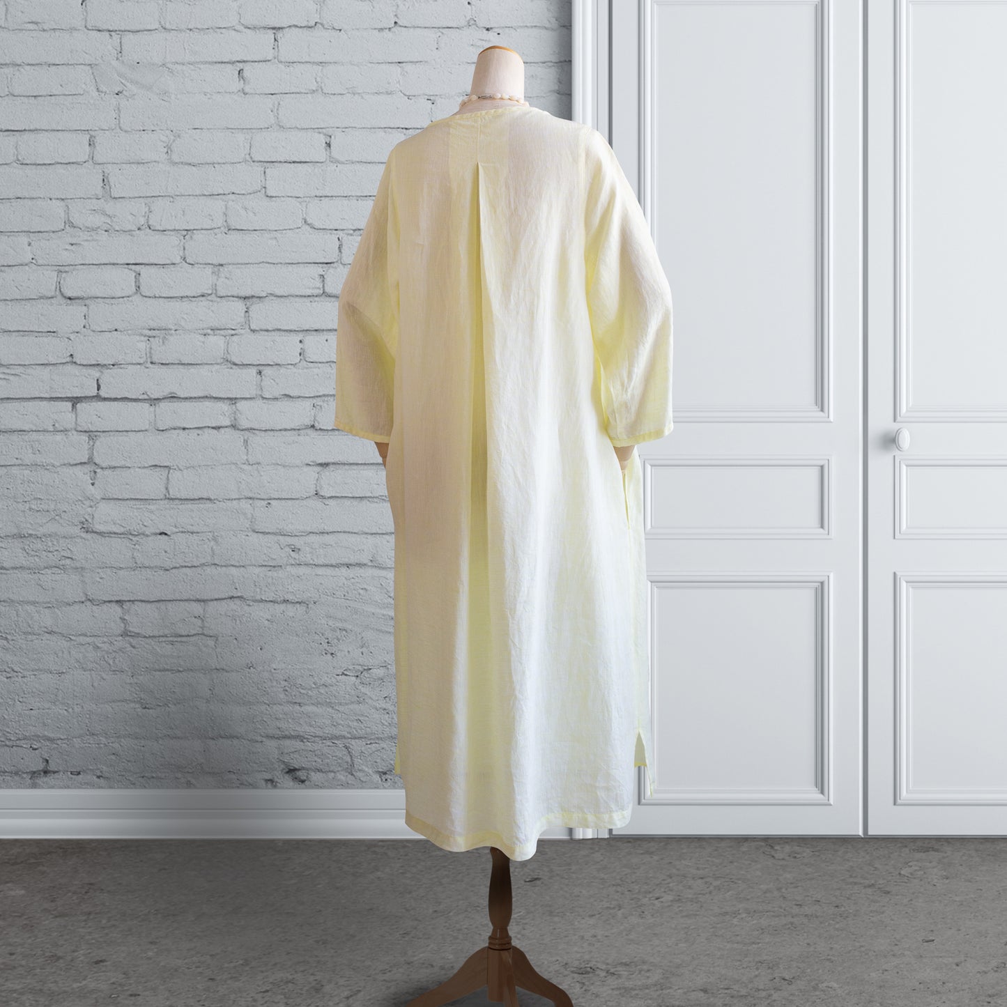 Linen レモンイエロー バックタック Aラインワンピース（七分袖）