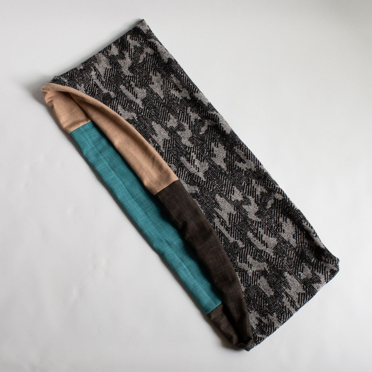 Jacquard Knit Snood Black Design &amp; 3 Color Peacock Brown Beige SD05