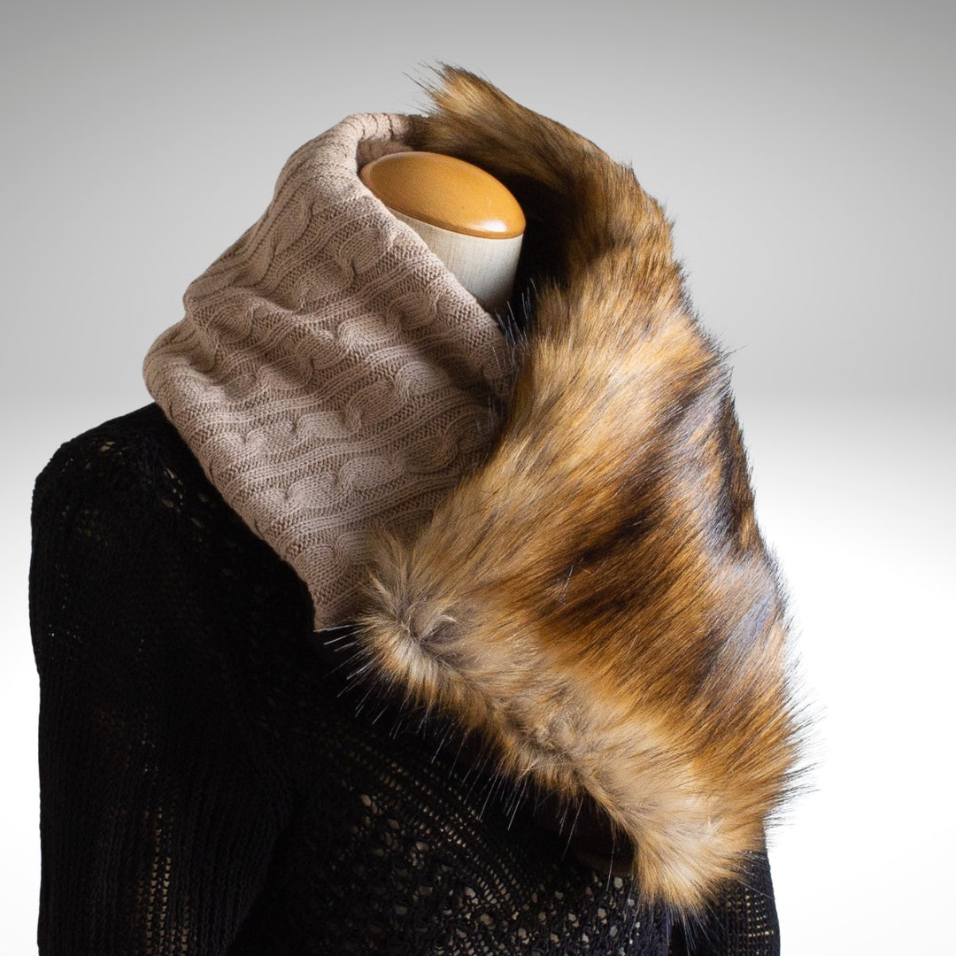 Brown Faux Fur Four-Colour Reversible Snood