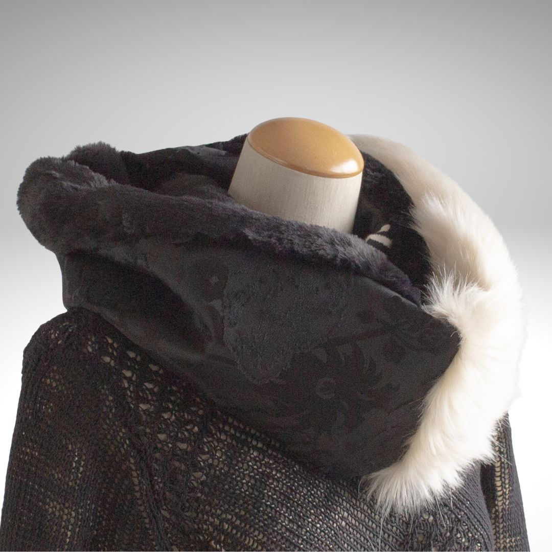 White & Black Faux Fur Four-Colour Reversible Snood