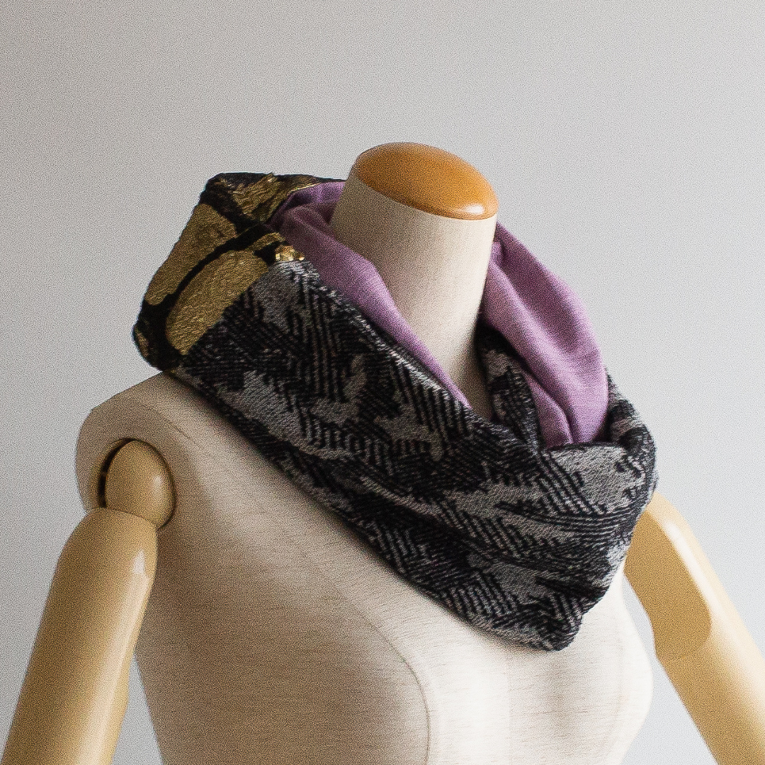 PSNY Reversible with Luxe Gold Style and Jacquard Knit Snood Lavender SD08