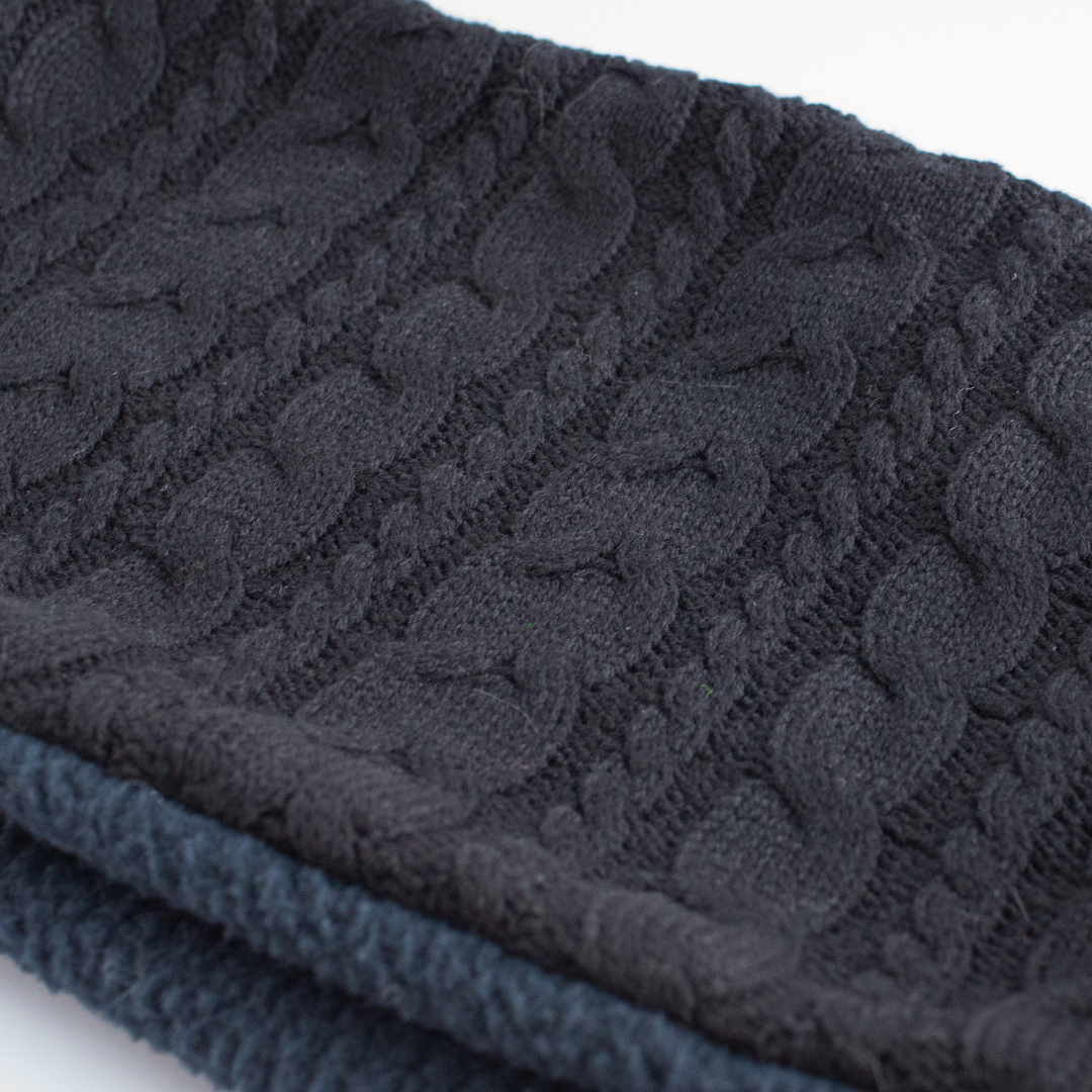 White Eco Fur &amp; Black Aran Pattern Knit and Circle Dot Snood Fake Fur Adult Coord SD17