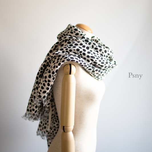 Yuzen-dyed hand-rolled linen willow, Dalmatian pattern, large stole SG04